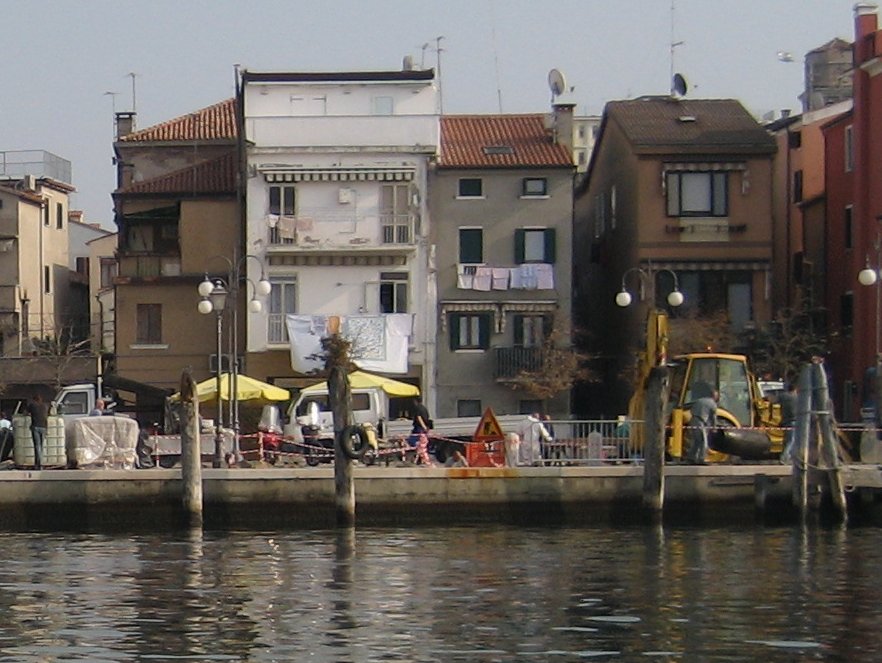 CAMPO TRAGHETTO PRENDE IL NOME DALL ANTICO APPRODO DEI TRAGHETTI CHE FINO AGLI ANNI 20