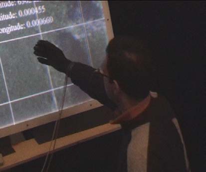 Fig. 5 Posizionamento dei waypoints del cursore. Il punto di vista dell osservatore, ossia la posizione della telecamera nello spazio virtuale, è mantenuto in linea con la posizione del cursore.