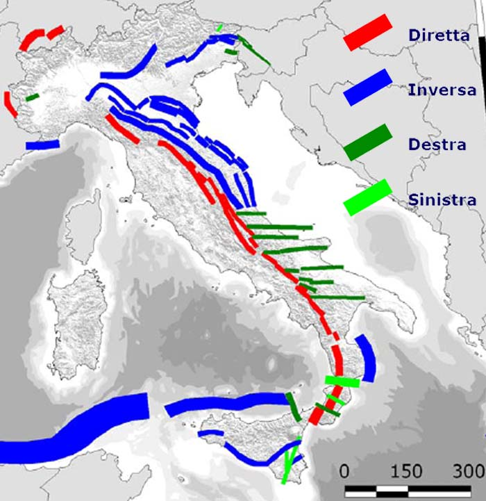 La distribuzione della sismicità e il cinematismo delle faglie permettono di individuare i tipi di deformazione, e quindi di movimento, che interessano i vari settori della penisola italiana (fig.