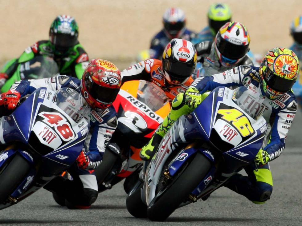 La MOTOGP La MotoGP è la massima categoria (in termini prestazionali) di moto da corsa su circuito definita dalla Federazione Internazionale di Motociclismo.