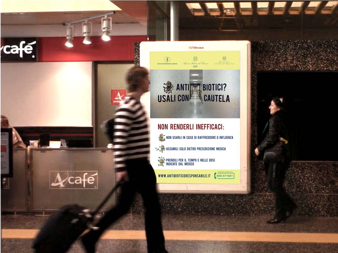 GLI STRUMENTI DI COMUNICAZIONE POSTER NEGLI AEROPORTI SCALI NAZIONALI E INTERNAZIONALI