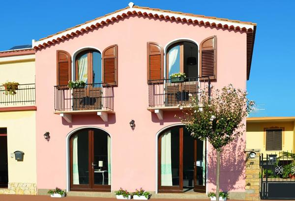 Il Centro Linguistico Una parte delle lezioni si terranno in un luminoso e accogliente edificio nella ridente città di Pula.