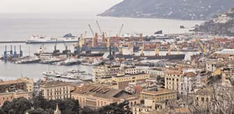 I turismi 8 L Italia resta prima in Europa per traffico crocieristico Boom del turismo nel 2012: +20% Salerno tappa vip per tutte le compagnie Nel 2011 l Italia si è confermata il primo Paese europeo