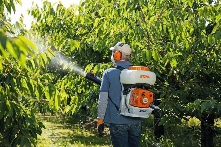 Irroratrici spalleggiate con motore autonomo dotate di ventilatore CONTROLLO FUNZIONALE Aspetti