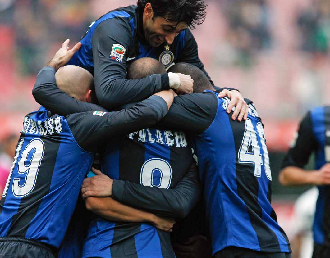 LE NOSTRE SOLUZIONI SKYBOX I salotti dello stadio PALCO La partita come a