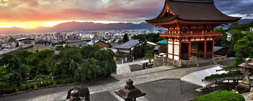 9 GIORNO 28 SETTEMBRE 2016: KYOTO/NARA/KYOTO Dopo la prima colazione partenza in pullman per un escursione a Nara.