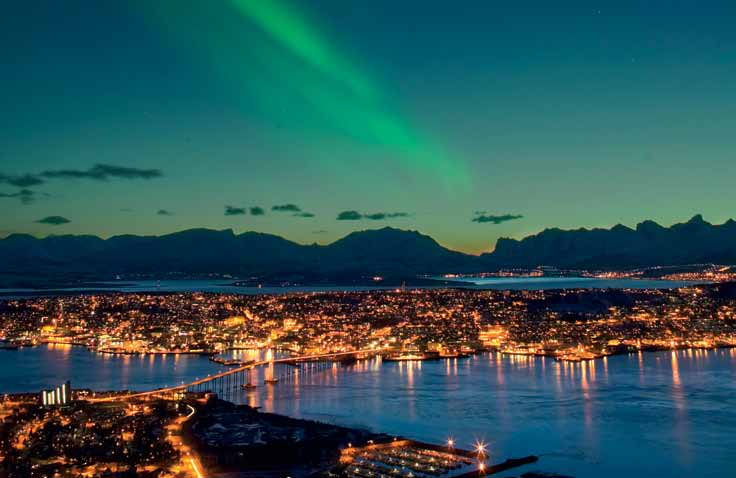 TROMSØ LA PORTA DELL'ARTICO Tromsø è la più grande città della Norvegia settentrionale e, fin dai primi anni del '900, è stata il punto di partenza dei primi viaggi esplorativi nell'artico più