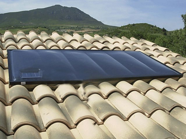 EASY SOLAR l innovativo sistema con pannello solare autoalimentato ed