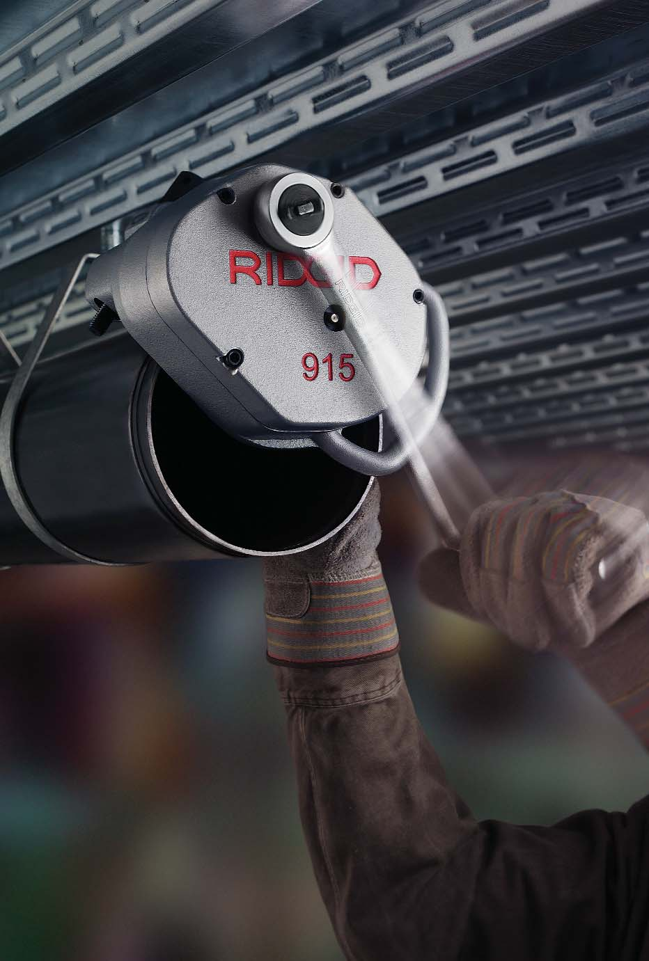 915 Scanalatrice meccanica con funzionamento a cricco manuale 915 per formare scanalature standard su tubi in acciaio e rame.