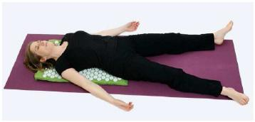 Lo Yantra Yoga Power è una nuova tecnica di Yoga per la salute e il fitness ispirata dal fenomeno tappetino svedese per agopressione che aiuta a rilassarsi, rivitalizzare e ripristinare il livello di