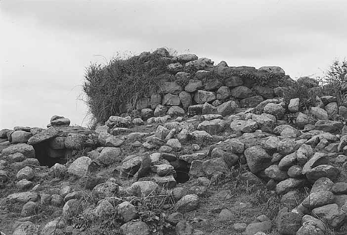 59 - NURAGHE SA MURA DE BARA Comu