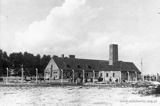 BIRKENAU GLI STRUMENTI DELLO STERMINIO L edificio del Krematorium