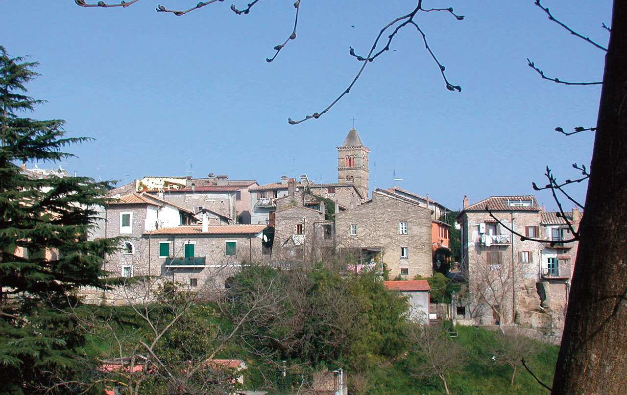FORMELLO Nel territorio comunale sono attestate presenze in età preistorica (Valle Cancella, Terre di Bettona, Prato la Corte).
