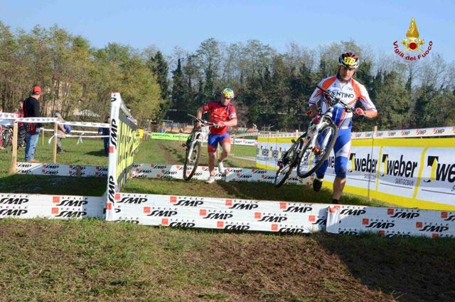novembre 2015 1 11 Campionato Italiano Ciclocross Grosseto, 22 novembre Anticipo circuito ciclistico VV.F.