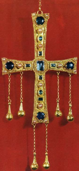 Arte longobarda: la Croce di
