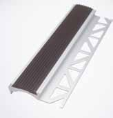 Profili di sicurezza e per scale Inserto Consiglio degli esperti: Le strisce intarsiate adeguate e le coperture per il Blanke SIDEKO devono essere ordinate separatamente PVC 2,5 grigio L: 2,5 m Art.