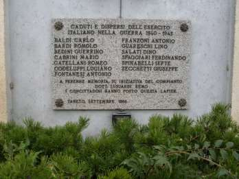 «CADUTI E DISPERSI DELL'ESERCITO/ ITALIANO NELLA GUERRA 1940-1945/ A PERENNE MEMORIA SU INIZIATIVA DEL