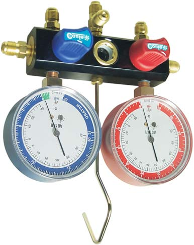 (mandata del compressore) del circuito frigorifero.