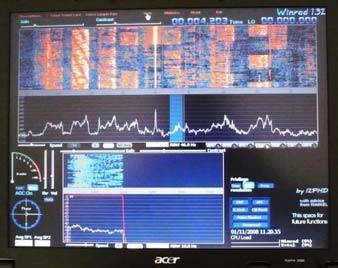 Inviare poi un segnale di -25dBm sui 40 m spostato di 10 KHz dal centro e controllare il livello sullo schermo. Si vedranno 2 livelli, quello giusto e quello immagine (sotto di 30/40 db).