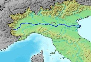secondo fiume d Italia), a nord.