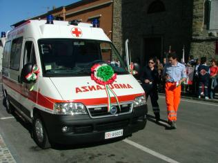 Ottenuta l autorizzazione, sarà sufficiente telefonare alla C.R.I. di Tizzano Val Parma che invierà l ambulanza o altro mezzo indicato dall AUSL.