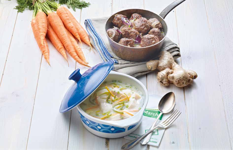 (Zuppa di pesce ) Fiskesuppe Ingredienti per 4 porzioni: 1 V kg filetto di trota 1 l acqua 2 cucchiaini