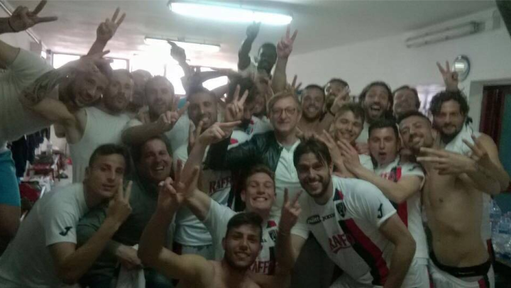 100% (finalmente senza mercenari )! Il nuovo Taranto F.C.