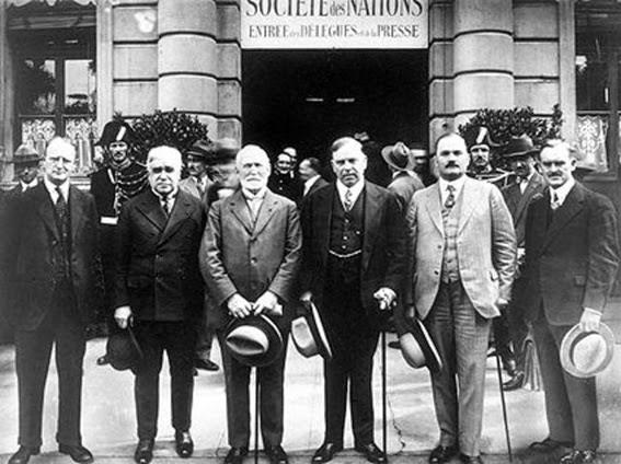 LA SOCIETA DELLE NAZIONI 28 giugno 1919 SOCIETA' DELLE NAZIONI (LEGA DELLE NAZIONI) La Società delle Nazioni fu fondata nell'ambito della Conferenza di Pace di Parigi del 1919-1920, formalmente il 28