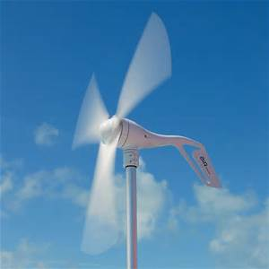 FONTI DI ENERGIA Abbiamo pensato di utilizzare per il nostro progetto una fonte del tutto gratuita, rinnovabile e che non inquina l ambiente, ossia l energia cinetica del vento (energia eolica).
