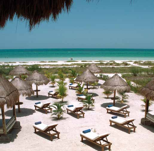 a MESSICO h ISLA MUJERES E ISLA HOLBOX 95 Isla Mujeres e isla Holbox Isla Holbox Isla Mujeres è una piccola isola, lunga 7 chilometri in tutto, a circa 30 minuti di traghetto da Cancún: mare turchese