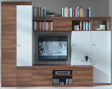 599,00 credenza cm