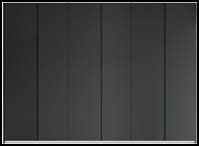 Lacquered or melamine door with total height aluminium handle same finish.