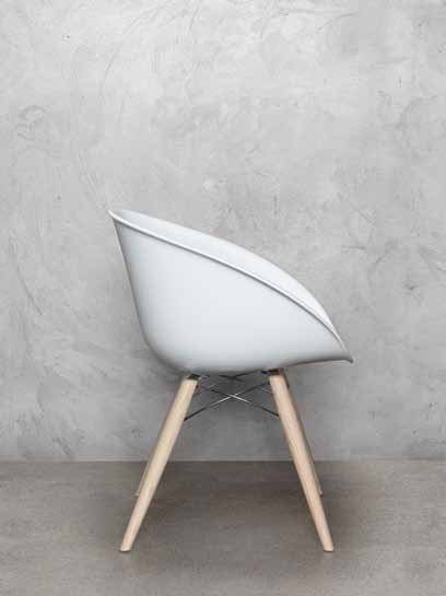 The shell is available in polycarbonate and technoplymer, realized through the technique of the injection moulding or upholstered with genuine leather.