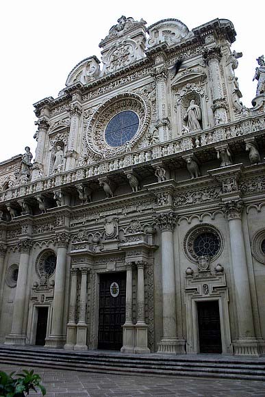 LECCE IN CIFRE 2007 Lecce - Basilica di Santa Croce Pubblicazione