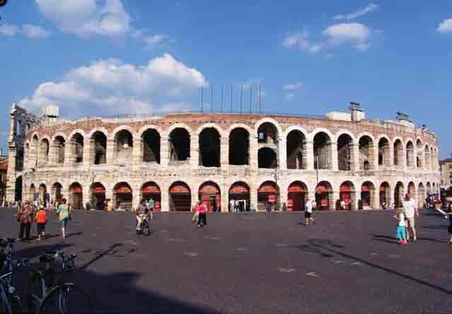 francese, museo in spagnolo.