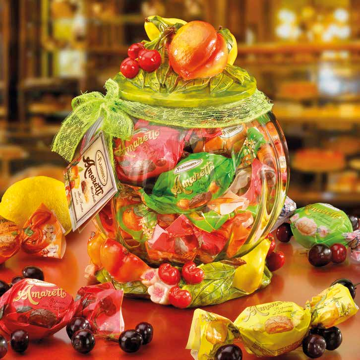 La boule di vetro Utile contenitore con decori di frutta in poliresina The glass jar Useful container with polyresin fruit decoration Art.