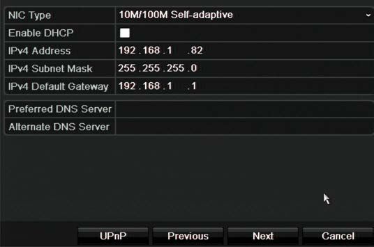 Capitolo 3: Introduzione 6. Configurazione di rete: Configurare le impostazioni di rete, come il tipo di NIC, l indirizzo IP, la subnet mask e il gateway predefinito.