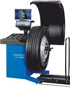 Equilibratrici ruote geodyna 4800-2L Opzioni: Sollevatore pneumatico Kit di centraggio Equilibratrice video per ruote da autocarro Come geodyna 980L, ma Monitor TFT formato largo 19 Testi di aiuto