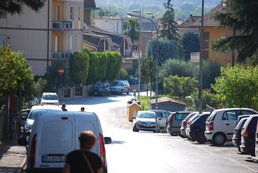 Settembre 2011 Via Fermi Fra i suoi allievi più famosi ricordiamo Emilio Segrè ed Ettore Majorana, mentre in suo nome sono intitolate vie (come nel nostro caso),