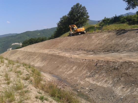 frana che minaccia Costa Venturina e la strada comunale