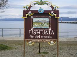 7 giorno: 16 ottobre USHUAIA - EL CALAFATE ( colazione e cena ) Dopo la prima colazione, tempo a disposizione per visitare in libertà questa cittadina, in tempo utile trasferimento in aeroporto e