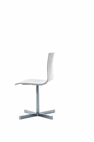 persona. Sitting system with body in acrylic (stackable) or covered with eco-leather, leather or cowhide (not stackable).