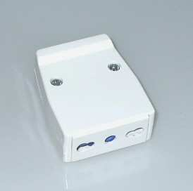 italiano 1401 0000 50/150 1401 000N 50/150 Presa mobile 2P+T 10A 250V~ Mobile socket 2P+T 10A 250V~ italian standard Prise mobile