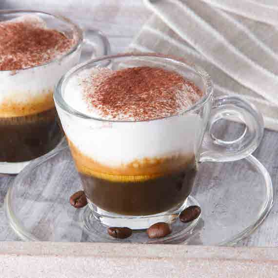 MOCACCINO Ingredienti (per 4 mocaccino): 4 misurini di caffè macinato cacao q.b.
