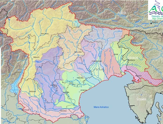 sotterranee e costiere; per la direttiva 2000/60/CE il distretto è l ambito