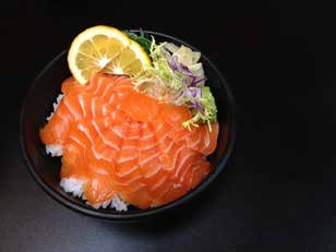 .. CHIRASHI 90 91 92 CHIRASHI SAKE riso e salmone