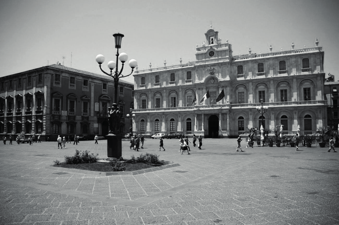 Sabato 25 Venerdì 24 Appuntamento con le scuole animato dai centri Yepp di Catania Flash mob per la ricerca a cura dell Istituto Comprensivo Giovanni XXIII Nazario Sauro di Catania Un corto per