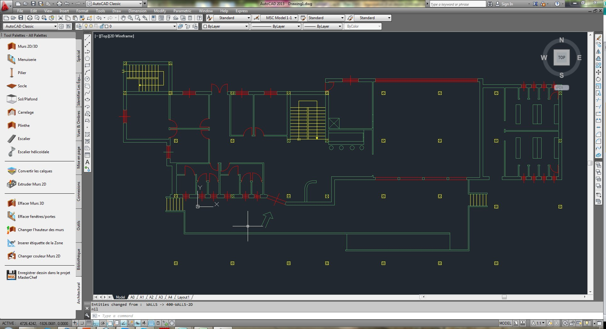 Dalla lista dei layer MasterChef a destra selezionate il layer 400-Walls-2D e cliccate sul