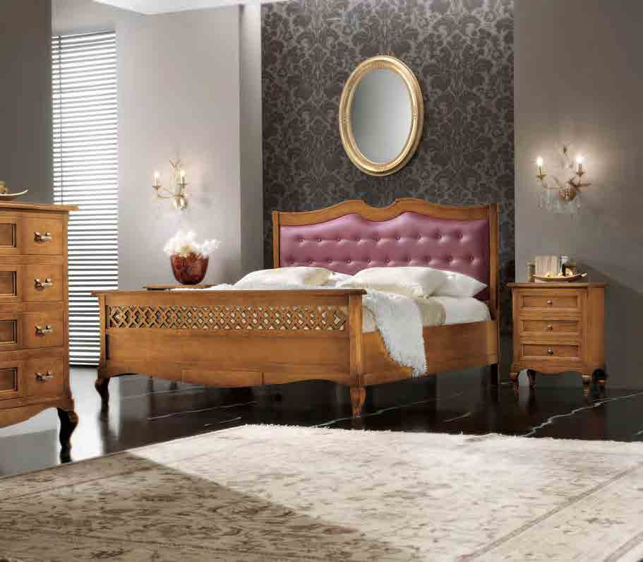 bedrooms ARTICOLO H026 Letto sagomato con testata sagomata imbottita in ecopelle e pediera con traforo.