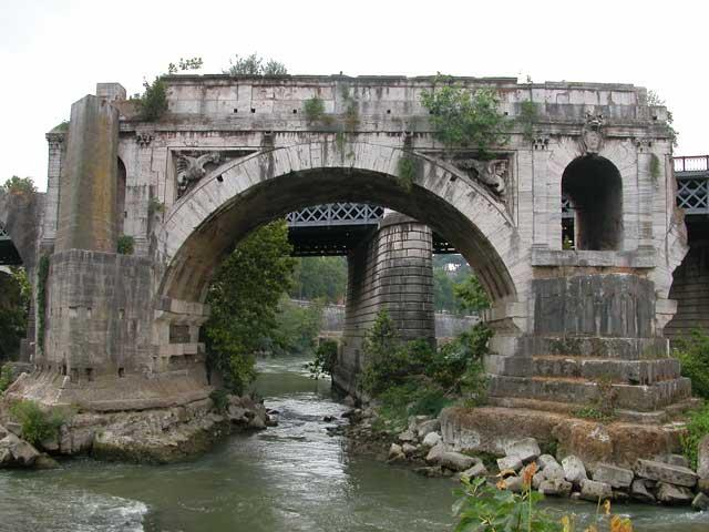 sui colli circostanti. E collegata alla terraferma dai ponti Fabricio e Cestio.